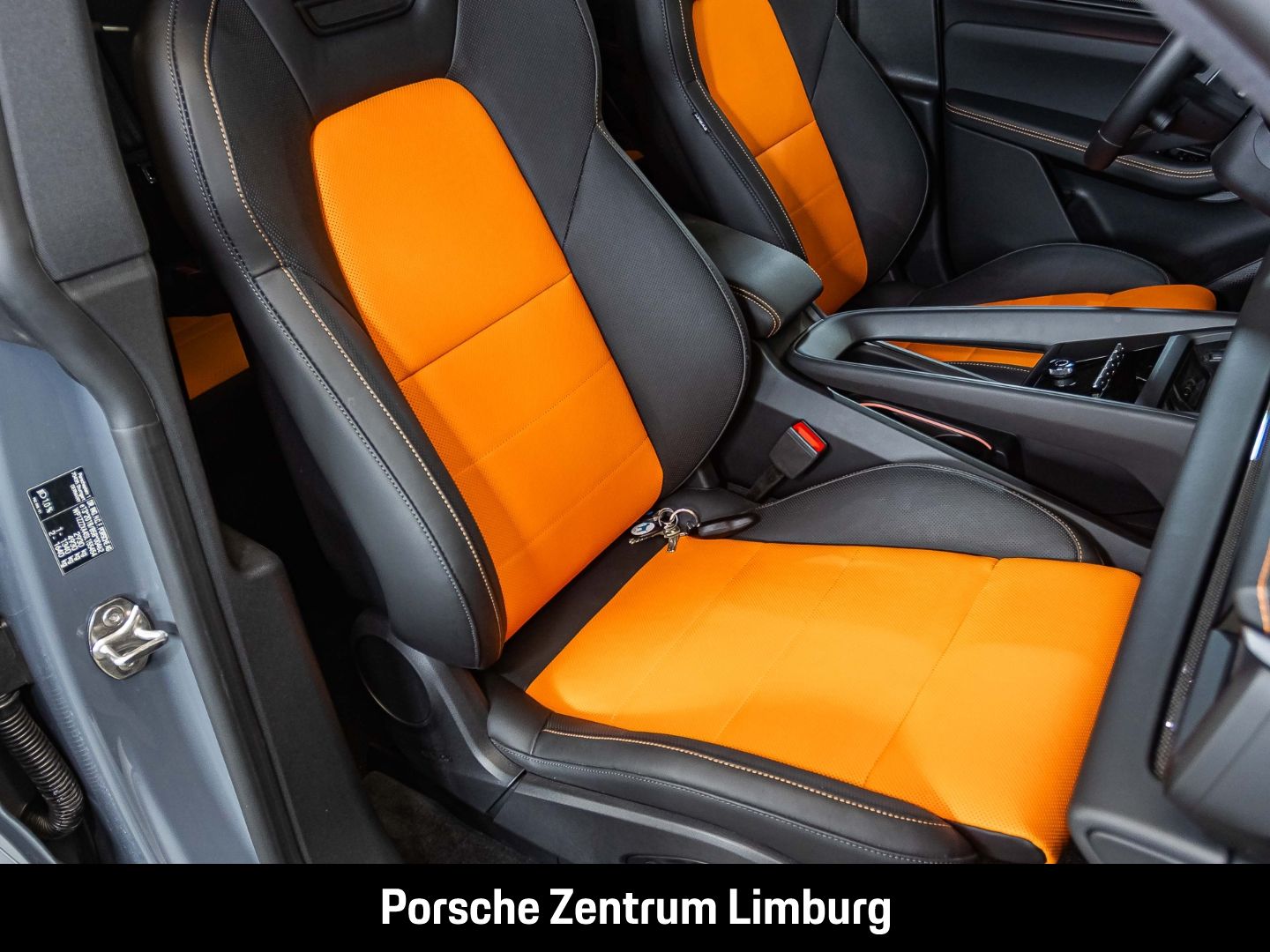 Porsche Macan 4S BOSE Luftfederung Panoramadach LED
