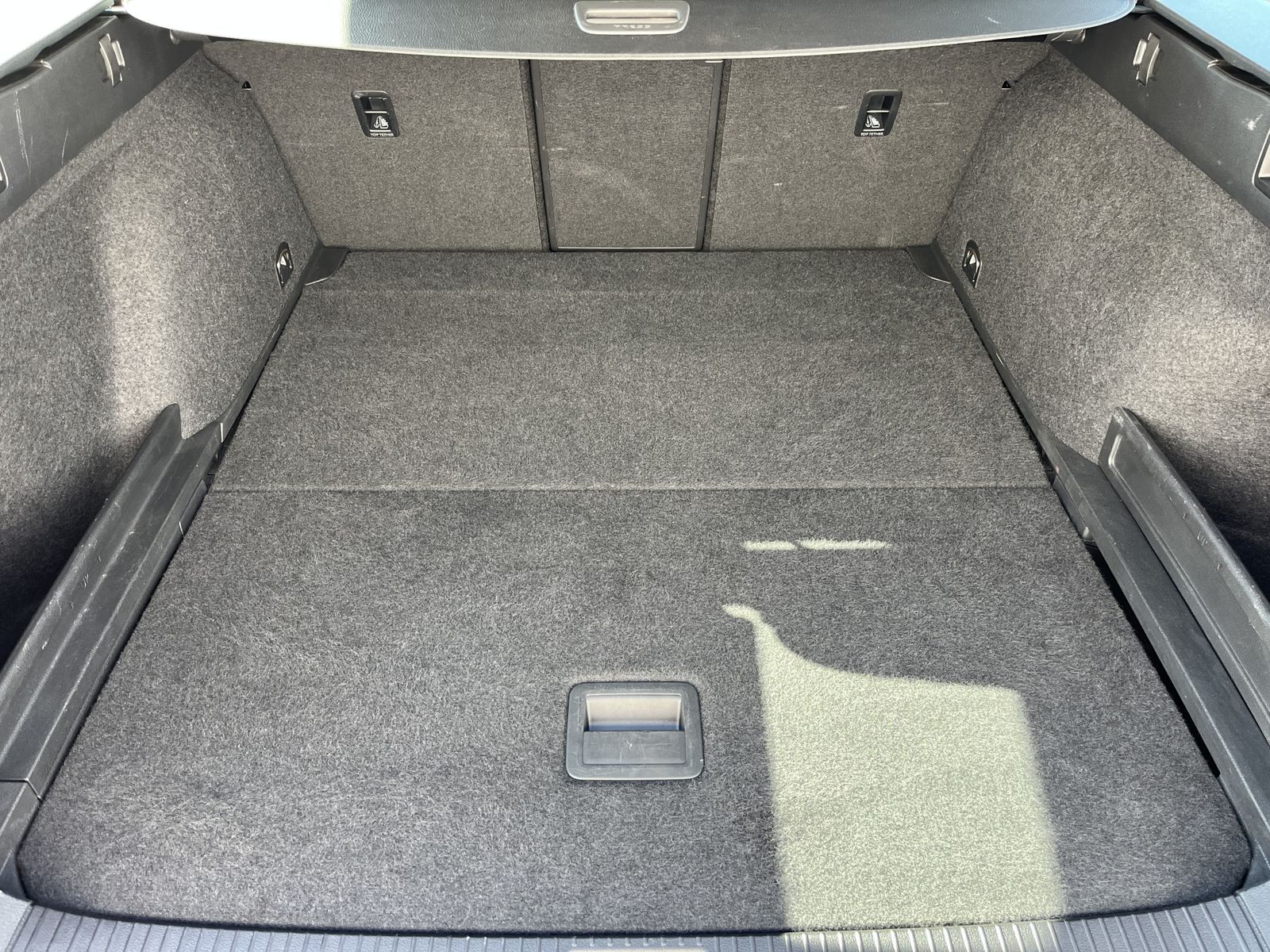 Volkswagen Passat Variant 2.0 TDI DSG - Samsaru's Car Outlet