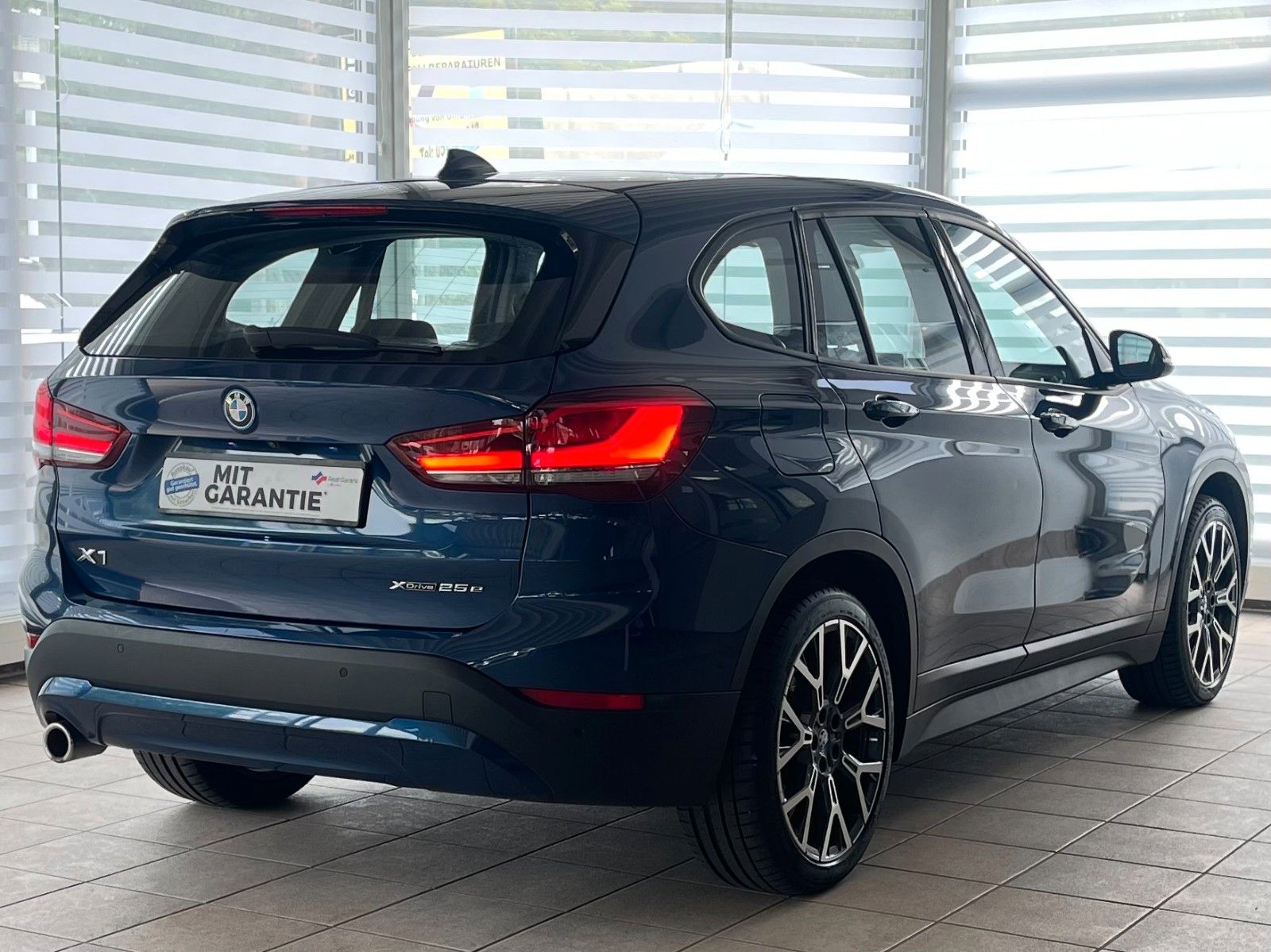 BMW X1 xDrive 25e Aut. - Samsaru's Car Outlet