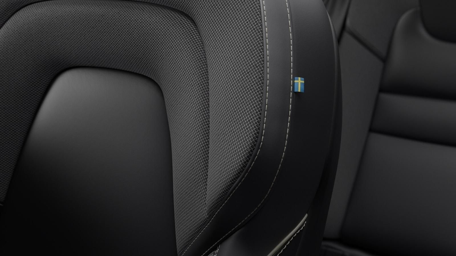 Volvo V60 Plus Dark T8 AWD H/K 360° AHK PANO TH-LED BP