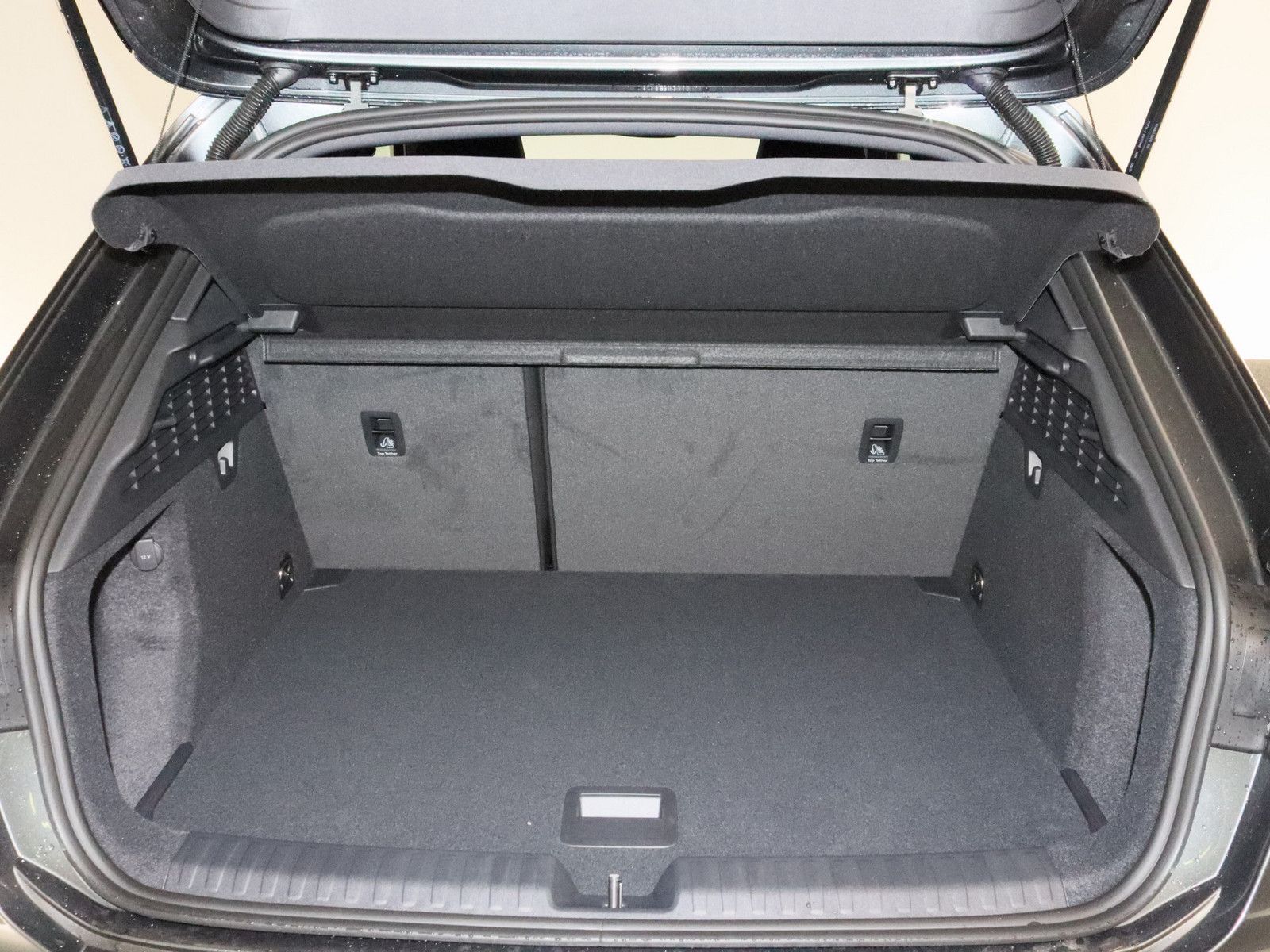 Audi A3 Sportback 35 TFSI S line - Samsaru's Car Outlet