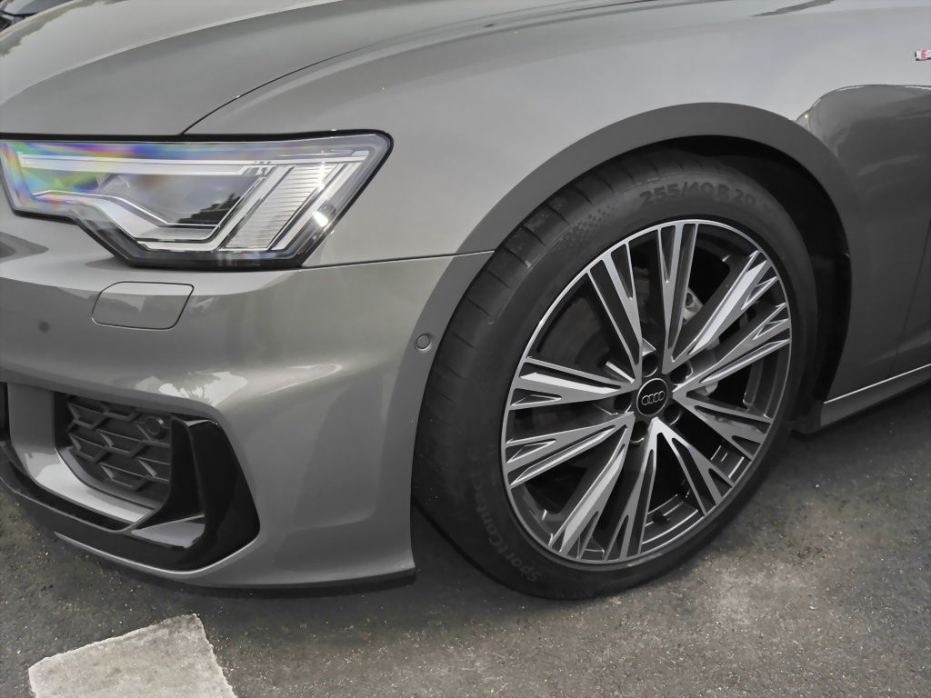 Audi A6 Avant 40 TDI quattro S-line Navi Matrix Pano.