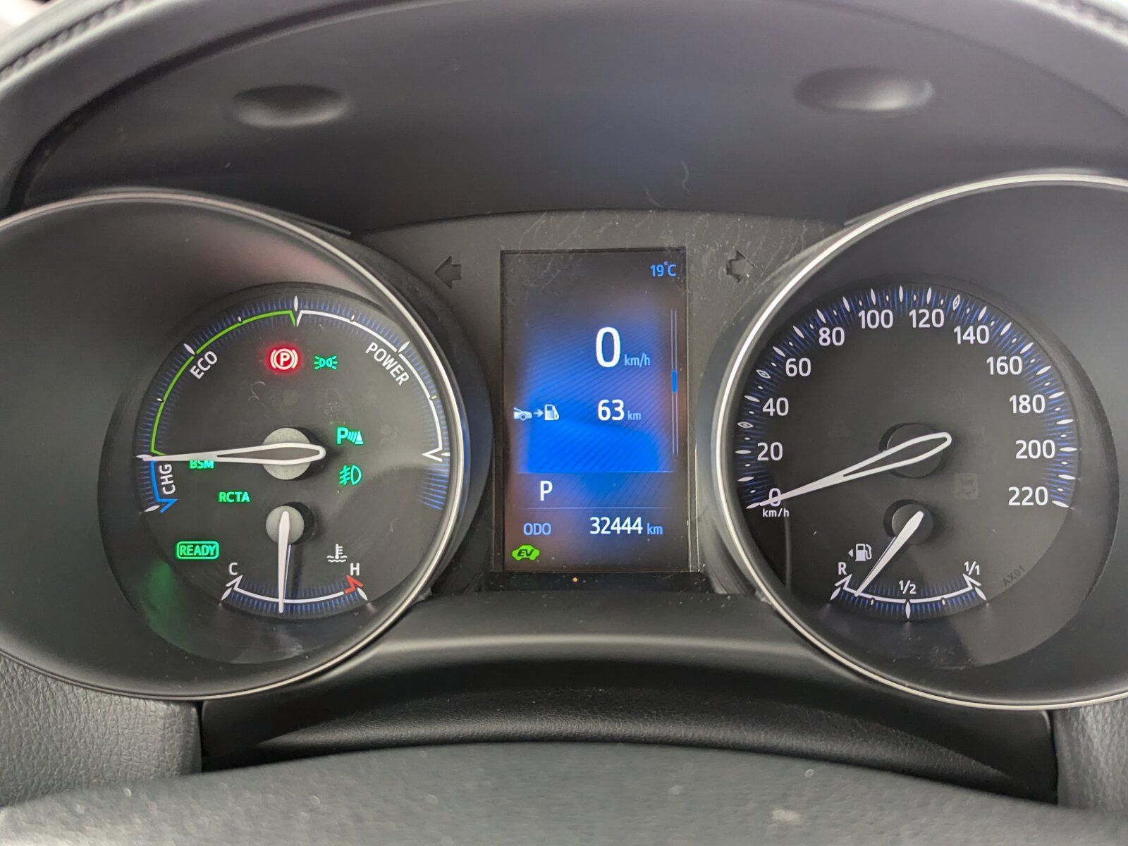 Toyota C-HR 1.8 Hybrid Club - Samsaru's Car Outlet