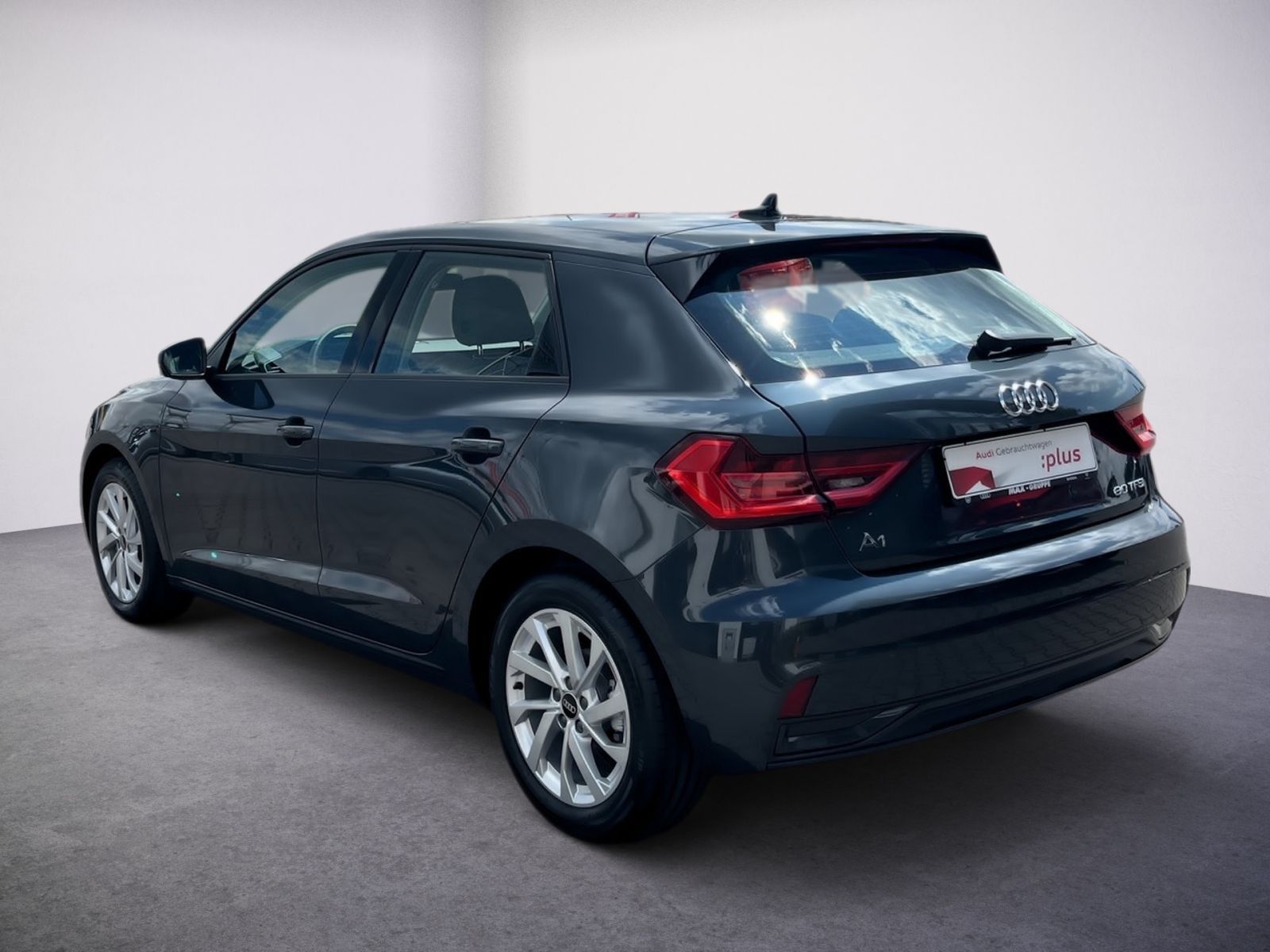 Audi A1 Sportback 30 TFSI ADVANCED - Samsaru's Car Outlet