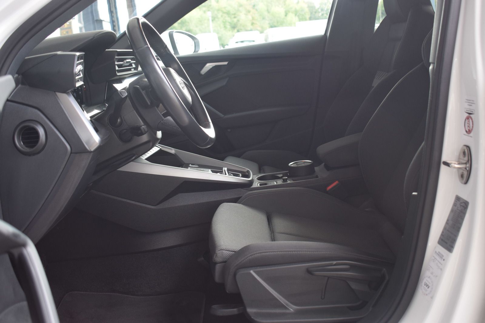 Audi A3 Sportback 30 TDI advanced Automatik/AHK