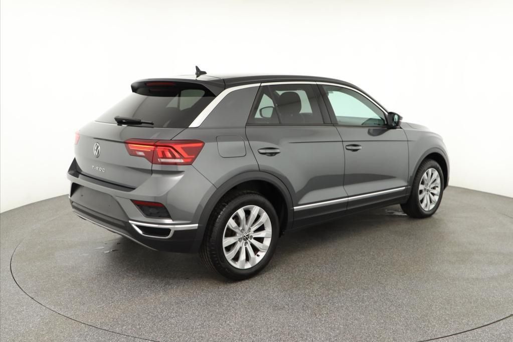 Volkswagen T-Roc Sport 1.5 TSI - Samsaru's Car Outlet