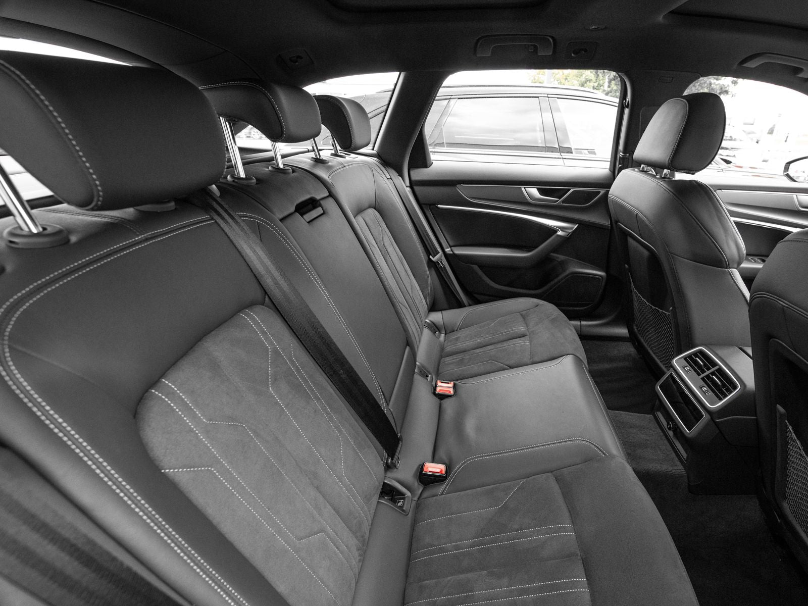 Audi A6 Avant 45 TFSI advanced Stronic - Samsaru's Car Outlet