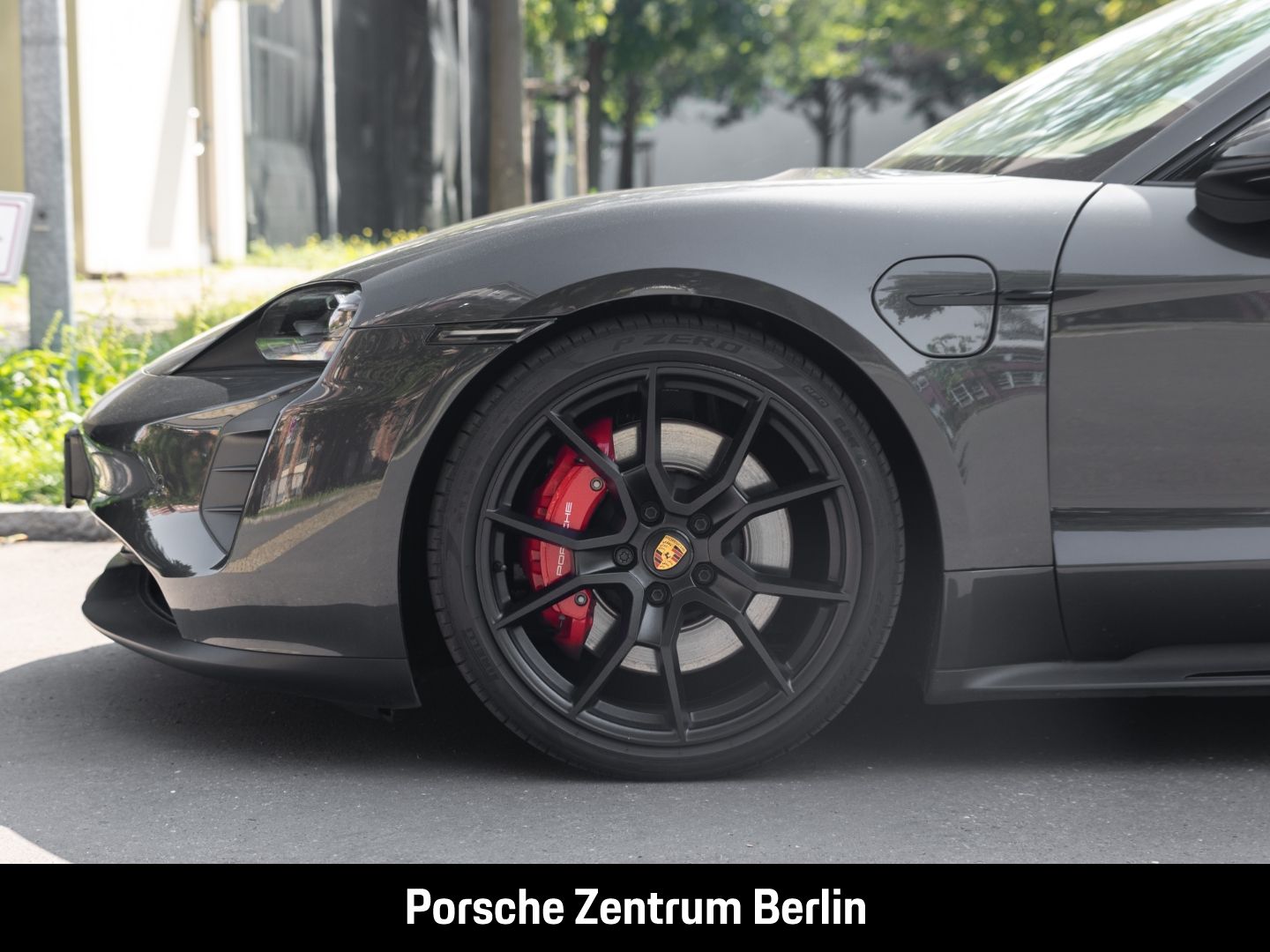 Porsche Taycan GTS HA-Lenkung BOSE 21-Zoll Panoramadach