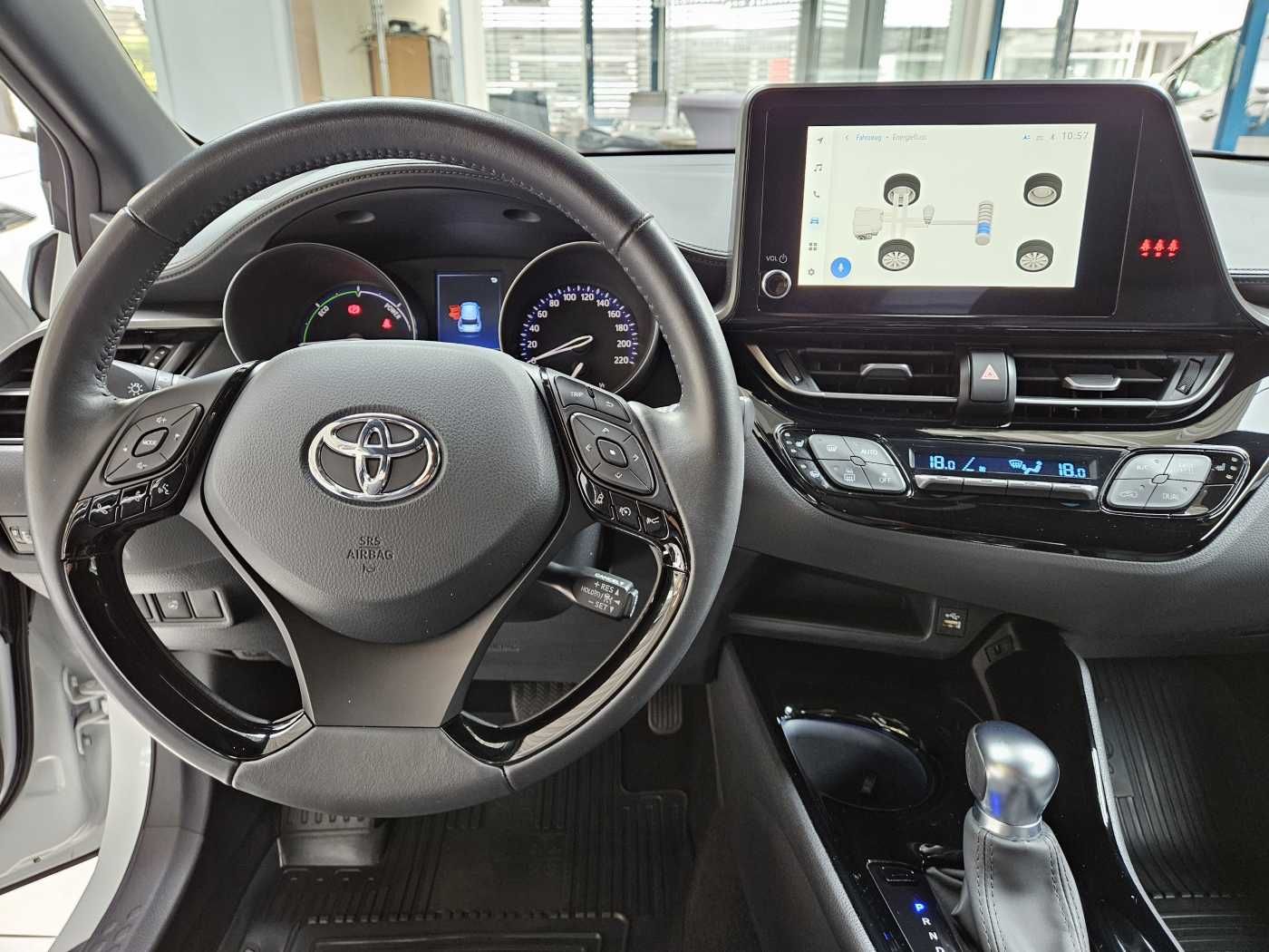 Toyota C-HR Hybrid Team DK - Samsaru's Car Outlet
