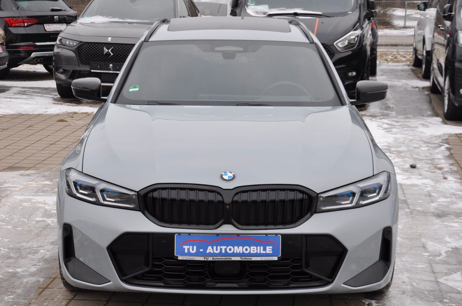 BMW 320 d Touring xDrive M Sport STANDH-PANO-CARBON