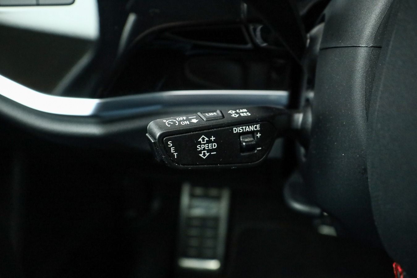 Audi Q3 S line black 45 TFSI qu. Assist, Navi, Sound