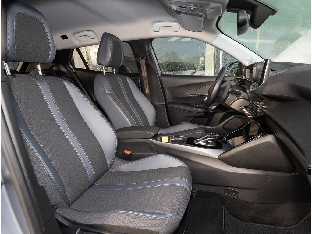 Peugeot e-2008 Allure - Samsaru's Car Outlet