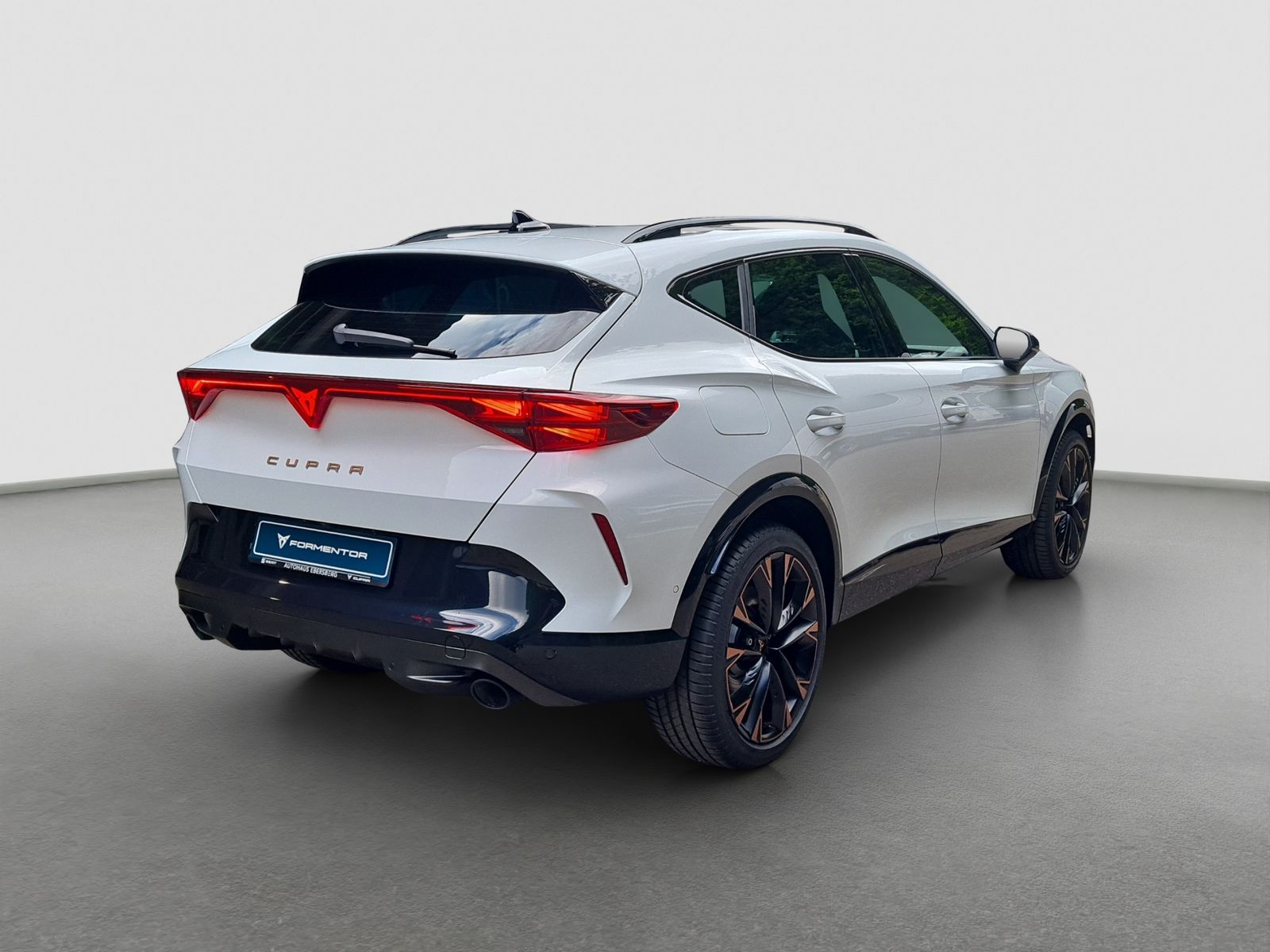 Cupra Formentor 2.0 TSI VZ 195 KW AHK ACC MATRIX Pano