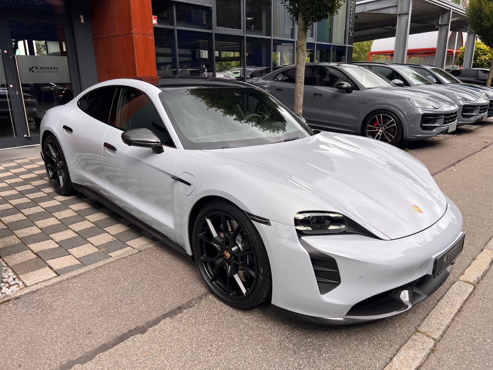 Porsche Taycan GTS #SPORT DESIGN CARBON! PDCC! PSCB 21"!