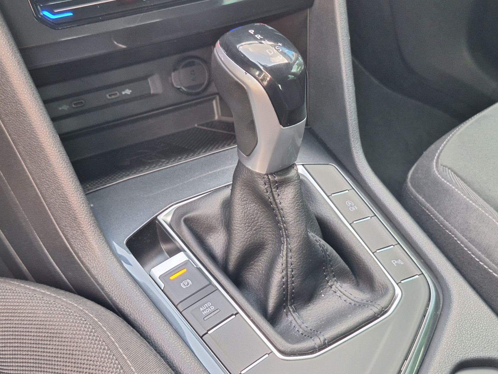 Volkswagen Tiguan 2.0 TDI United DSG - Samsaru's Car Outlet
