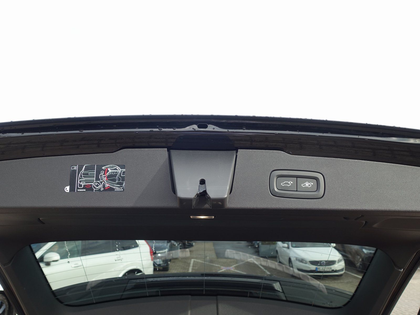 Volvo V60 Ultra T6 AWD Plug-in Hybrid/AHK/B&W/360°Cam