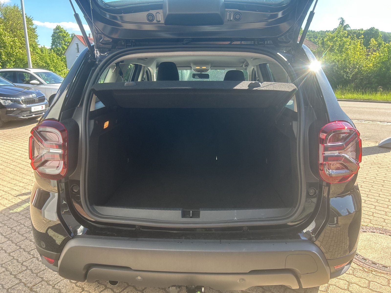Dacia Duster Expression - Samsaru's Car Outlet