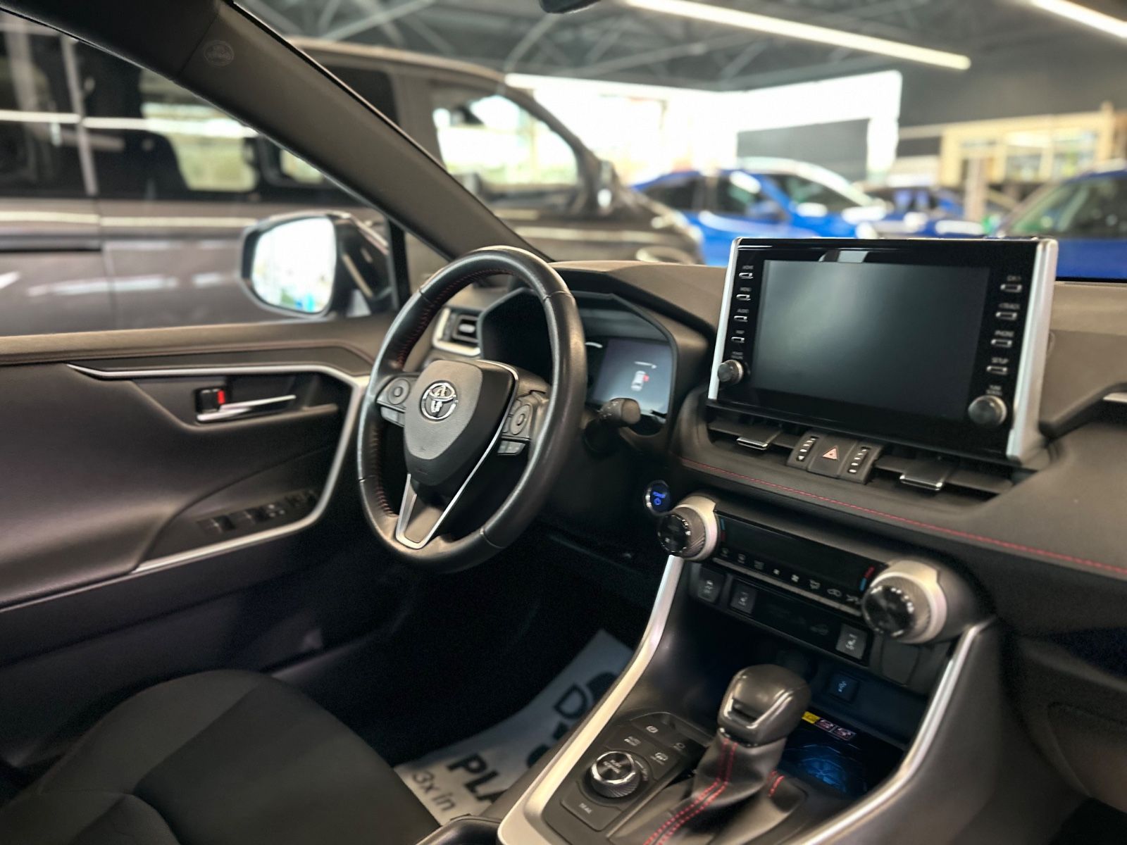Toyota RAV4 Plug-in Hybrid 4x4 - Samsaru's Car Outlet