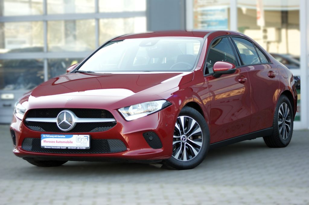 Mercedes-Benz A 180 d 7G-DCT - Samsaru's Car Outlet