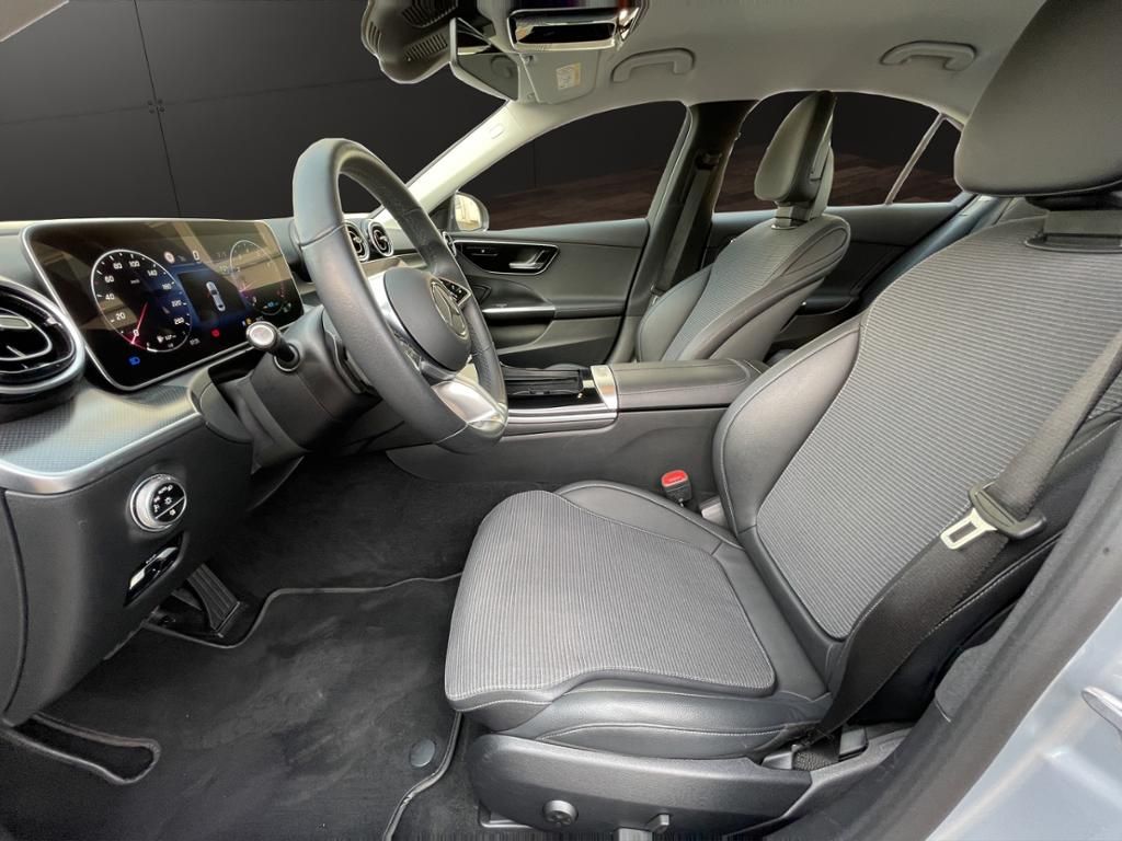Mercedes-Benz C 180 - Samsaru's Car Outlet