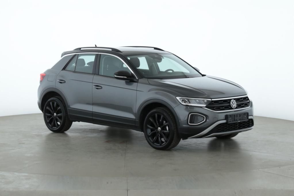 Volkswagen T-Roc Life 1.5 TSI DSG - Samsaru's Car Outlet