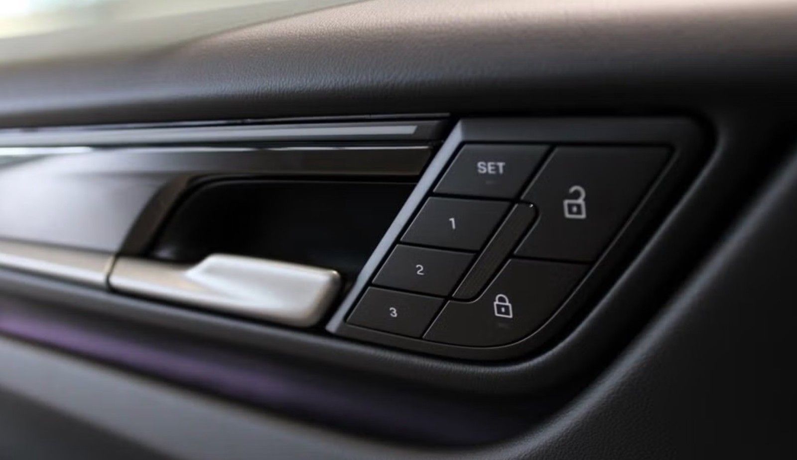 Porsche Macan Electric BOSE*AHK*L-HEIZBAR