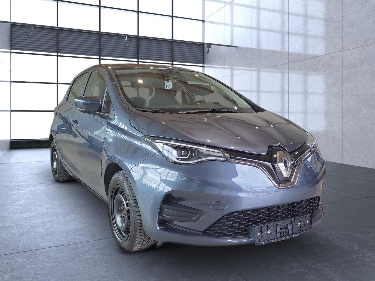 Renault ZOE Experience - Samsaru's Car Outlet