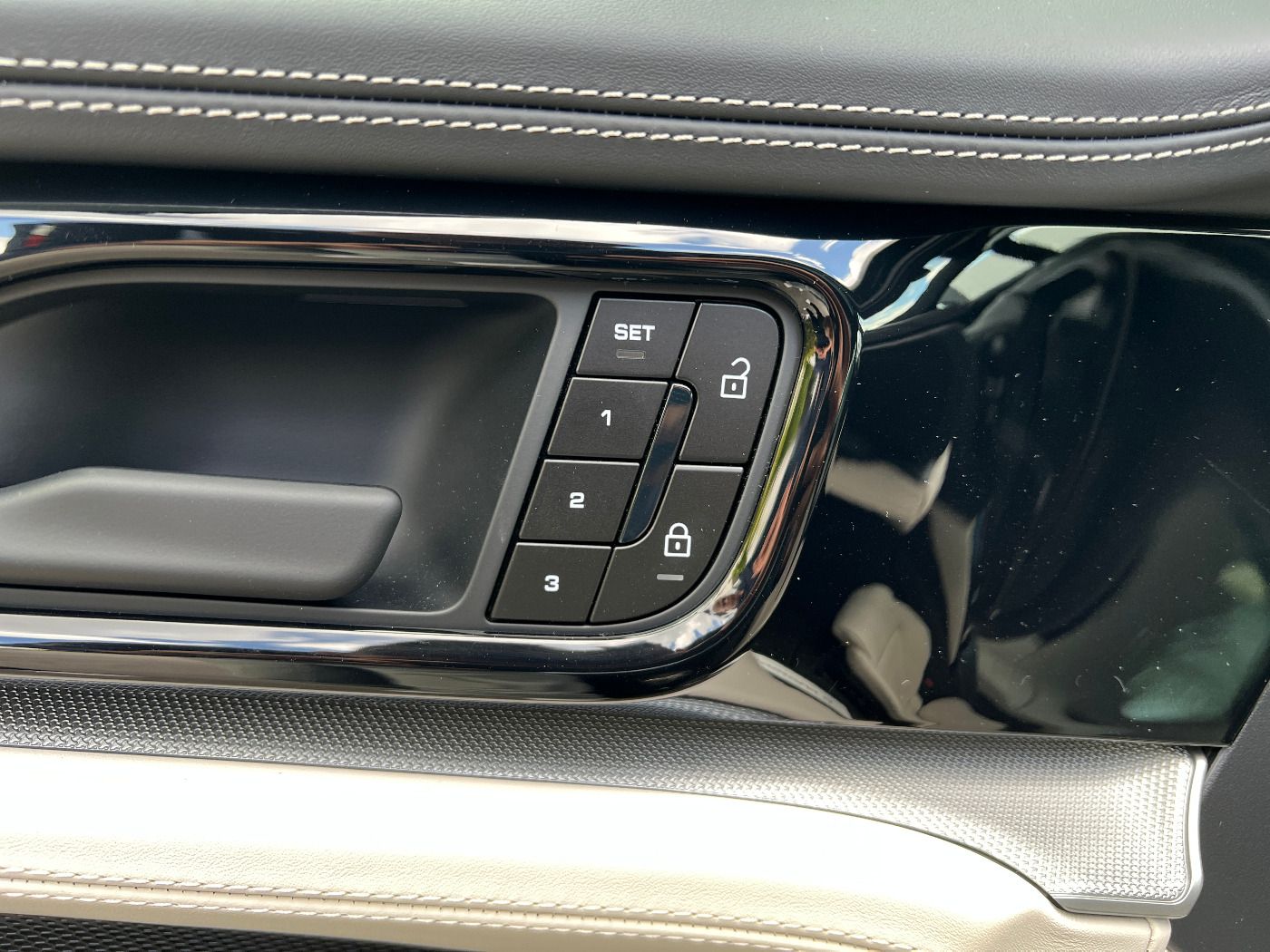 Porsche Panamera 4 E-Hybrid | Hinterachslenkung | ACC