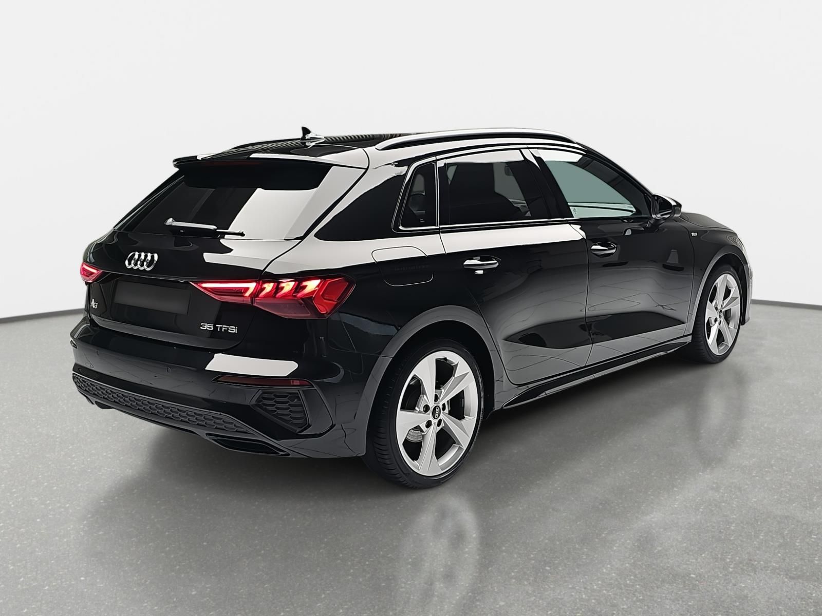 Audi A3 35 TFSI SPORTBACK S-LINE - Samsaru's Car Outlet