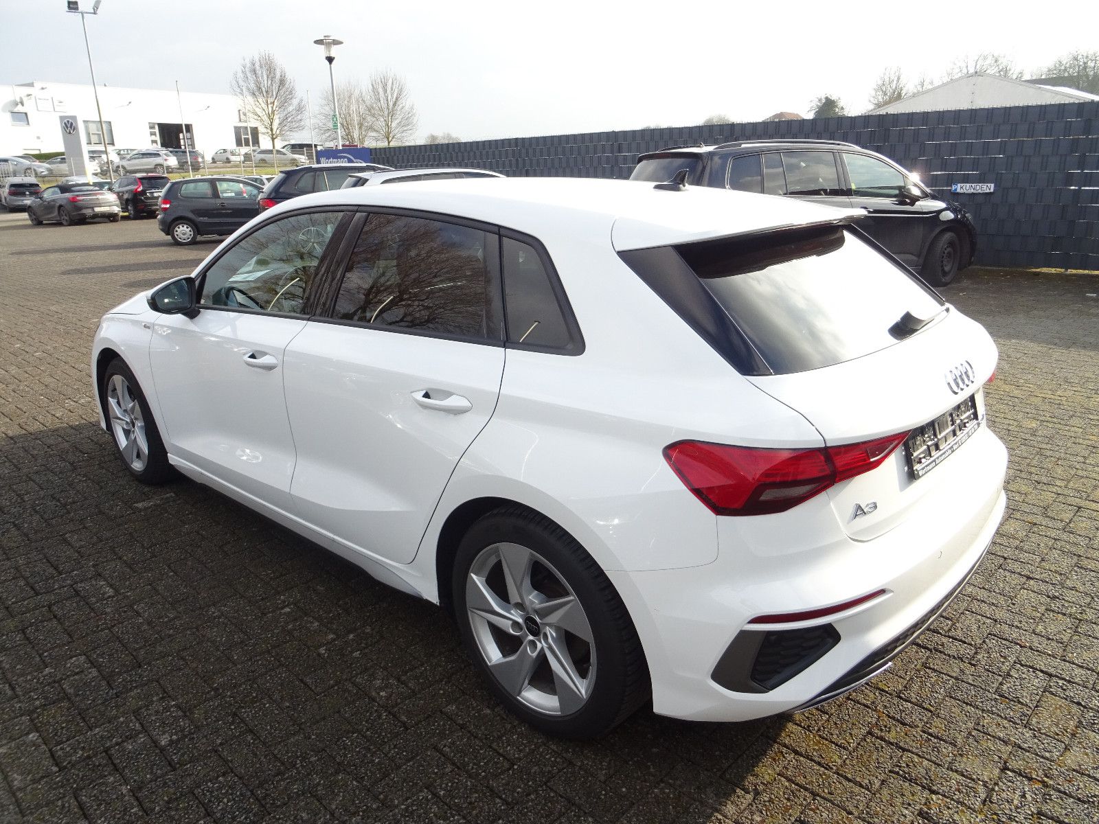Audi A3 Sportback 30 TFSI S line Navi LED SHZ Virtual