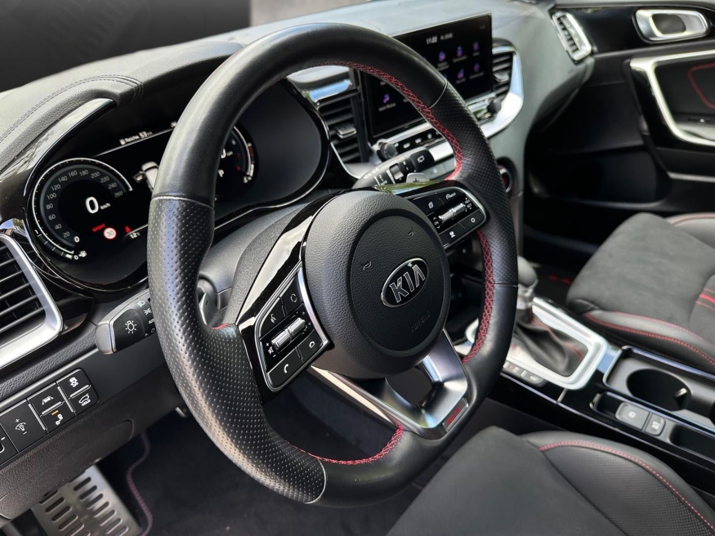 Kia ProCeed GT - Samsaru's Car Outlet