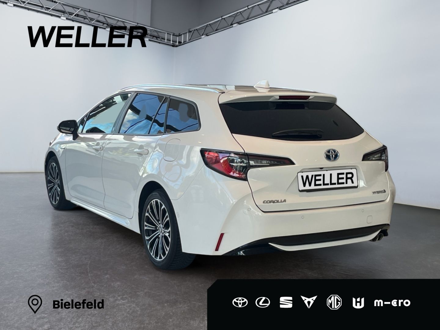 Toyota Corolla 2.0 Hybrid TS Team - Samsaru's Car Outlet