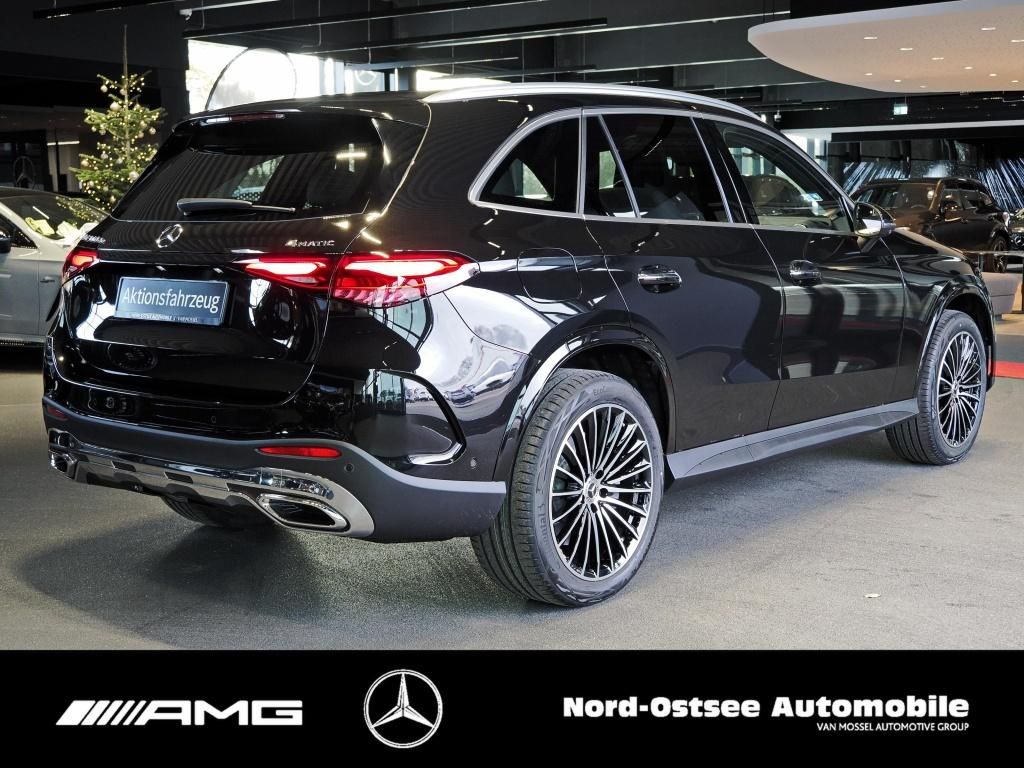 Mercedes-Benz GLC 300 de 4m AMG PANO AHK DIG-LIGHT DISTR 360°