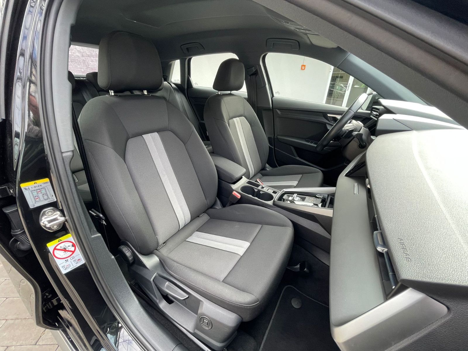 Audi A3 Spb 35 TDI S-tronic S-Line Nav LED Assist 17"