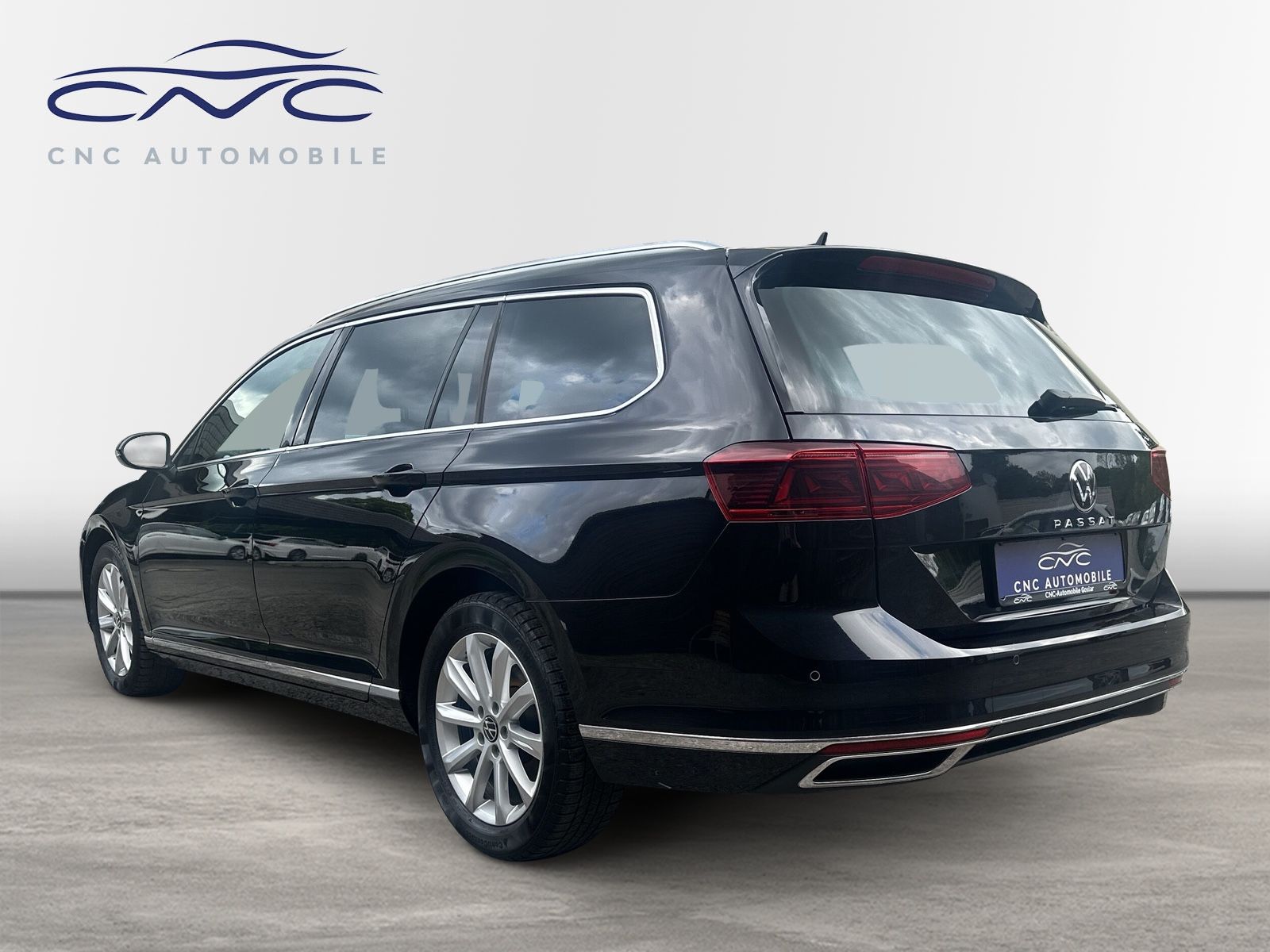 Volkswagen Passat Variant DSG Elegance - Samsaru's Car Outlet