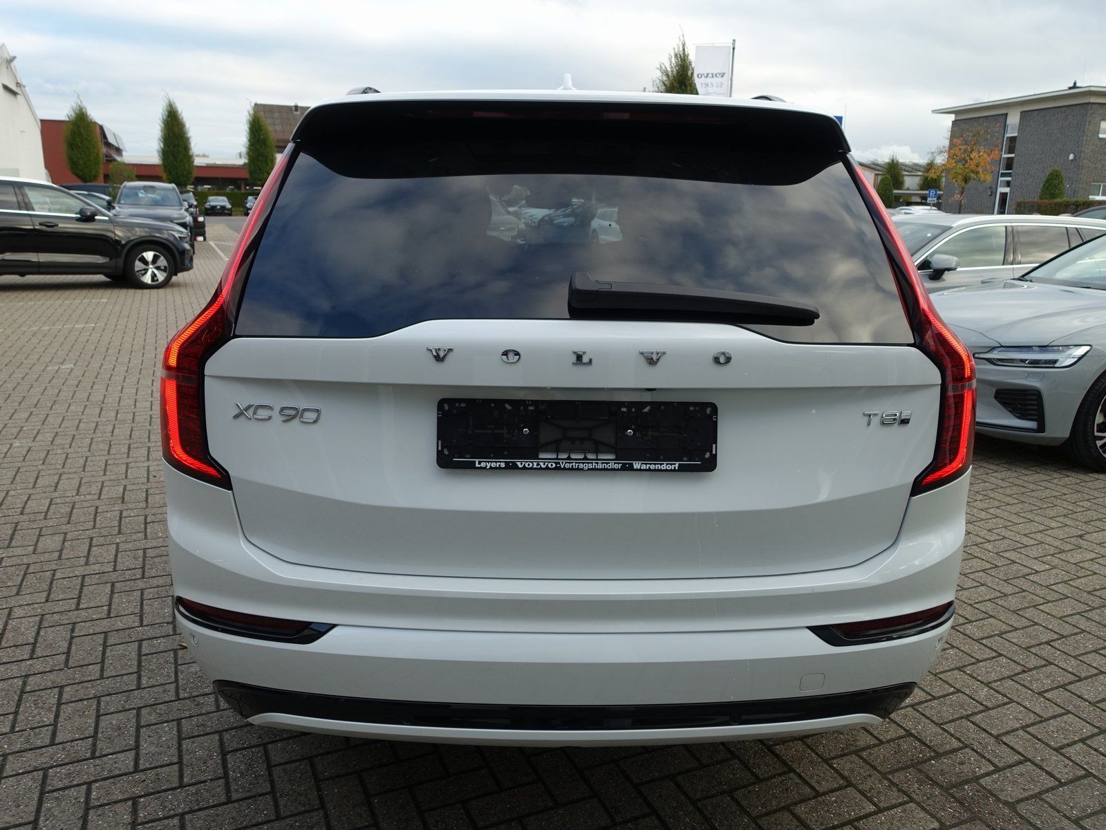 Volvo XC90 Ultra Dark T8 AWD PANO/B&W/FOUR-C/360°KAM
