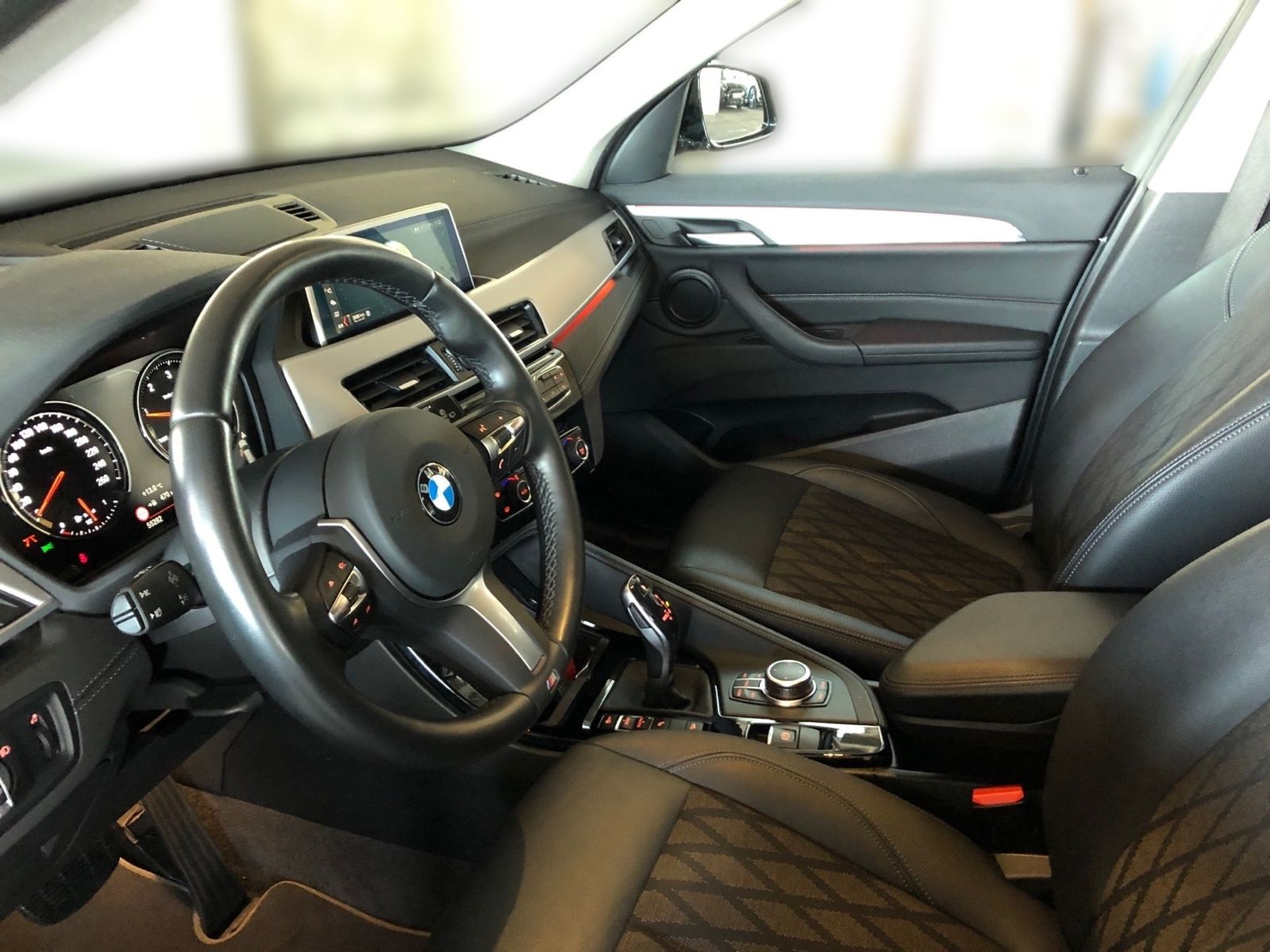 BMW X1 xDrive20d x-Line - Samsaru's Car Outlet
