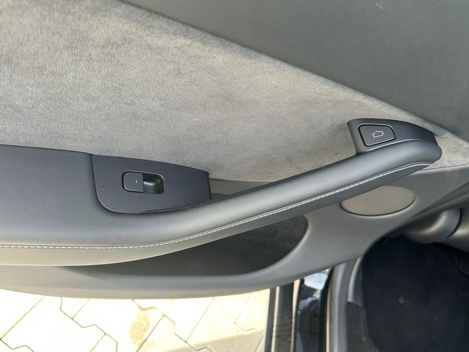 Tesla Model Y Long Range Dual AWD