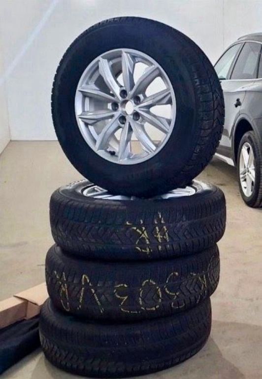 Audi Q5 40 TDI quattro S line - Samsaru's Car Outlet