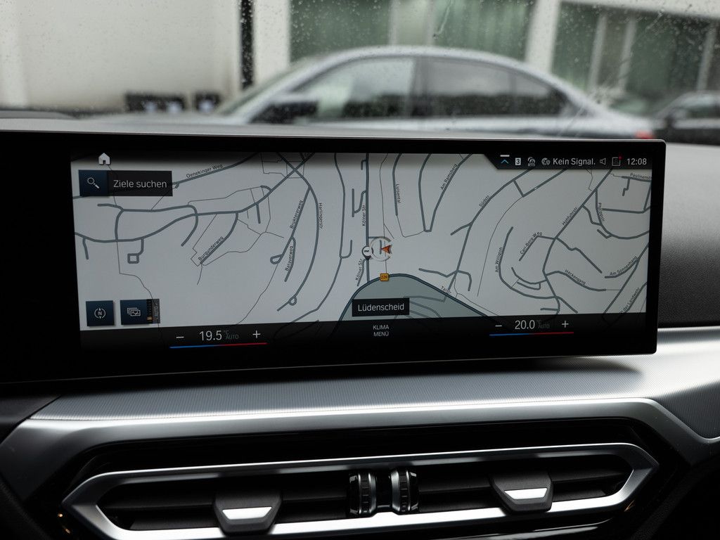 BMW 320d Touring xDrive M-Sportpaket - Samsaru's Car Outlet