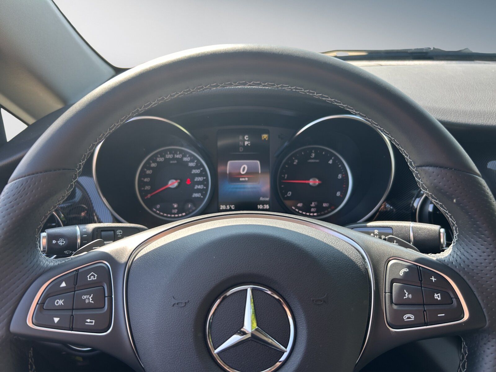 Mercedes-Benz V 220 d EDITION LANG - Samsaru's Car Outlet