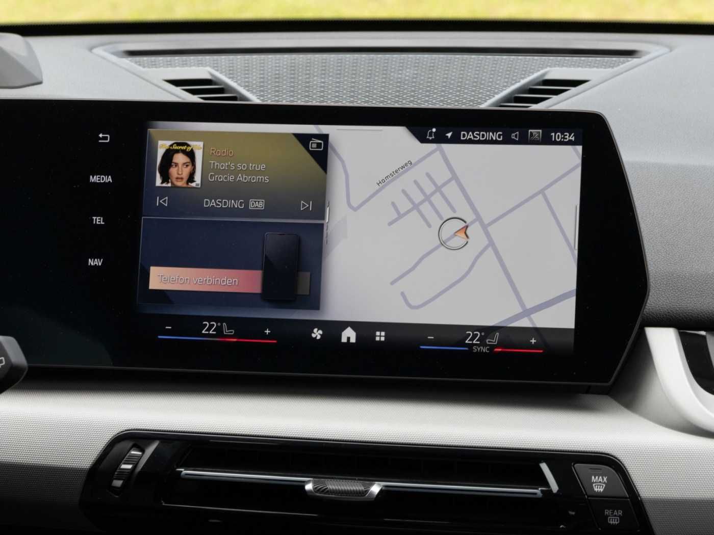 BMW X1 xDrive23i InnovationsPaket - Samsaru's Car Outlet