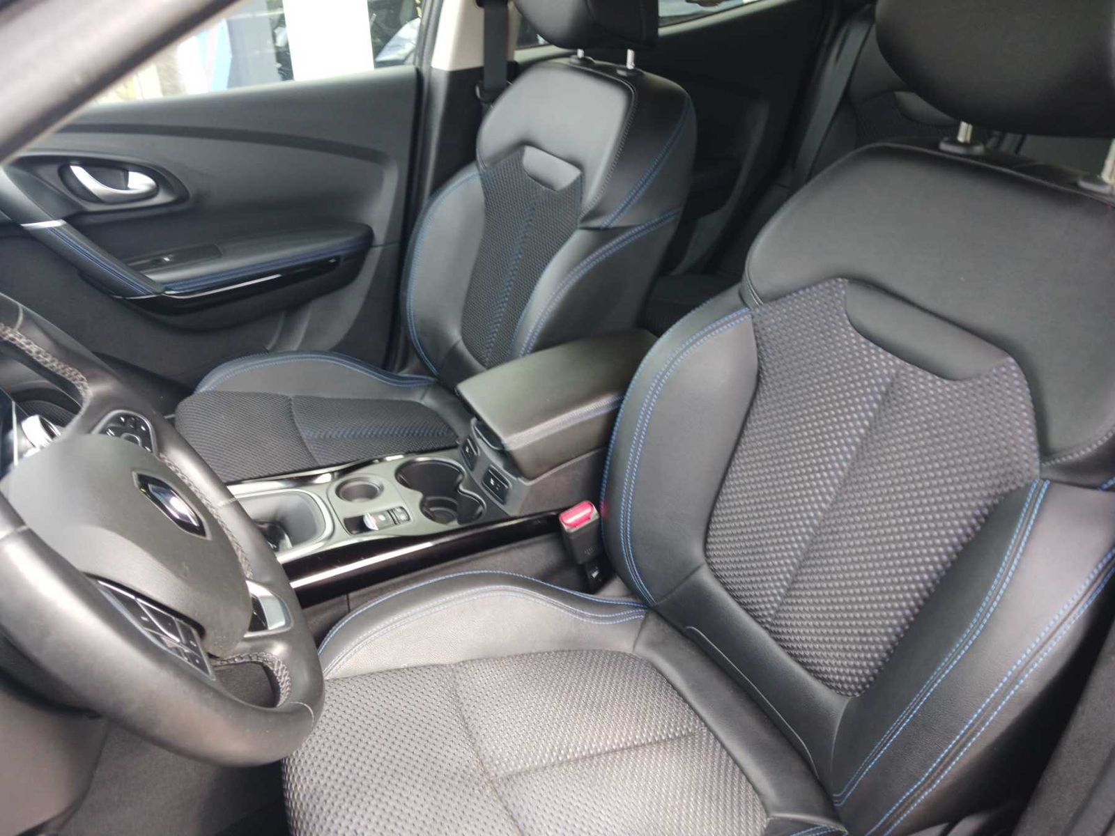 Renault Kadjar LIMITED - Samsaru's Car Outlet