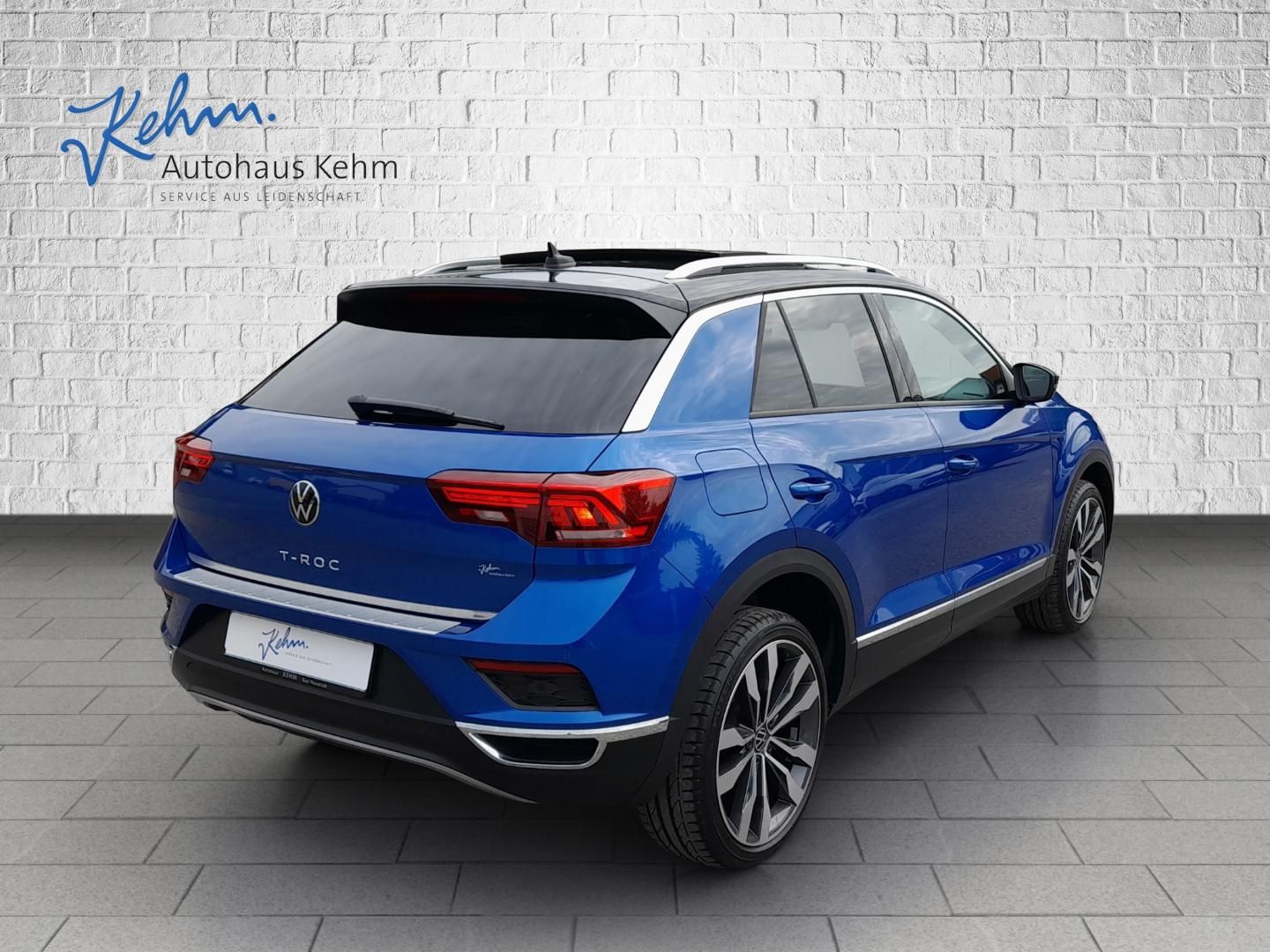 Volkswagen T-Roc Sport 1.5 TSI DSG - Samsaru's Car Outlet