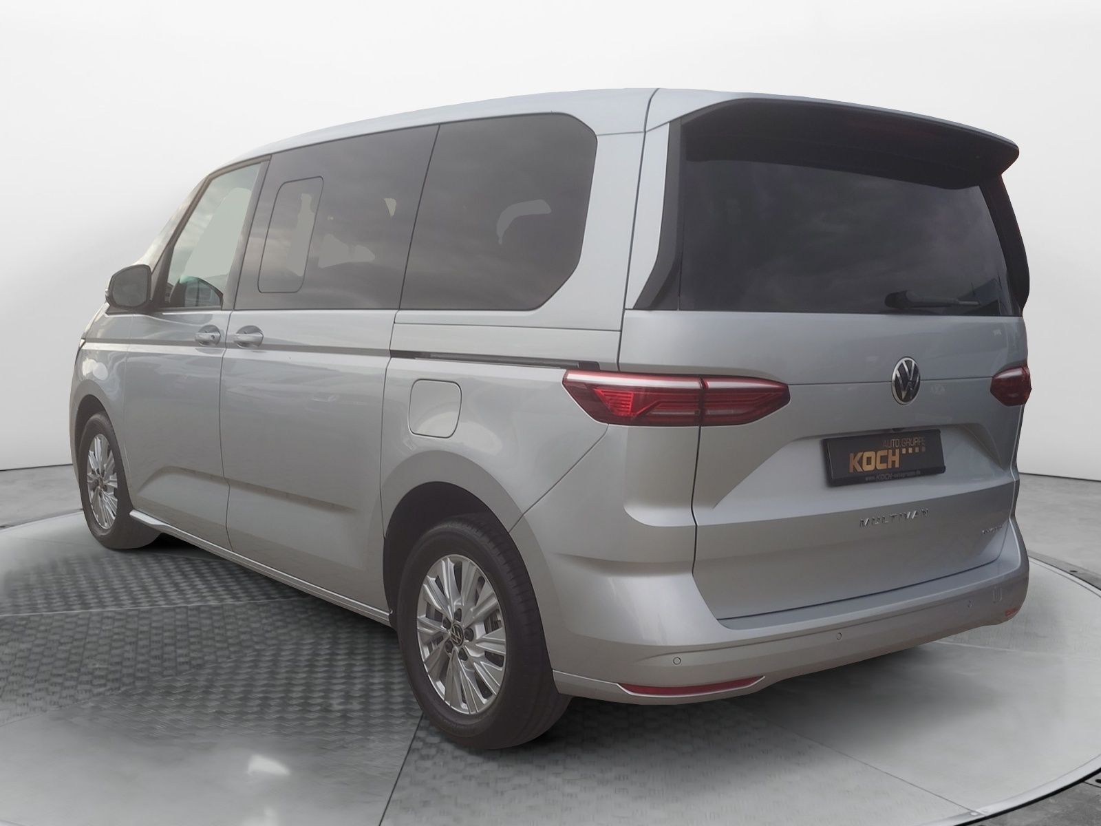 Volkswagen T7 Multivan 1.4 eHybrid - Samsaru's Car Outlet