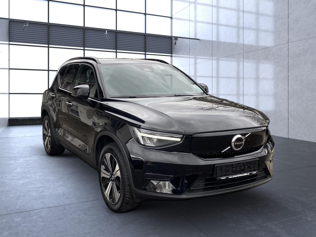 Volvo XC 40 Core Recharge Pure Electric 2WD Bluetooth