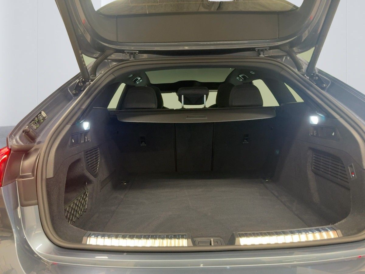 Audi A5 Avant TFSI qu. S tronic 2xS LINE/PANO/AHK