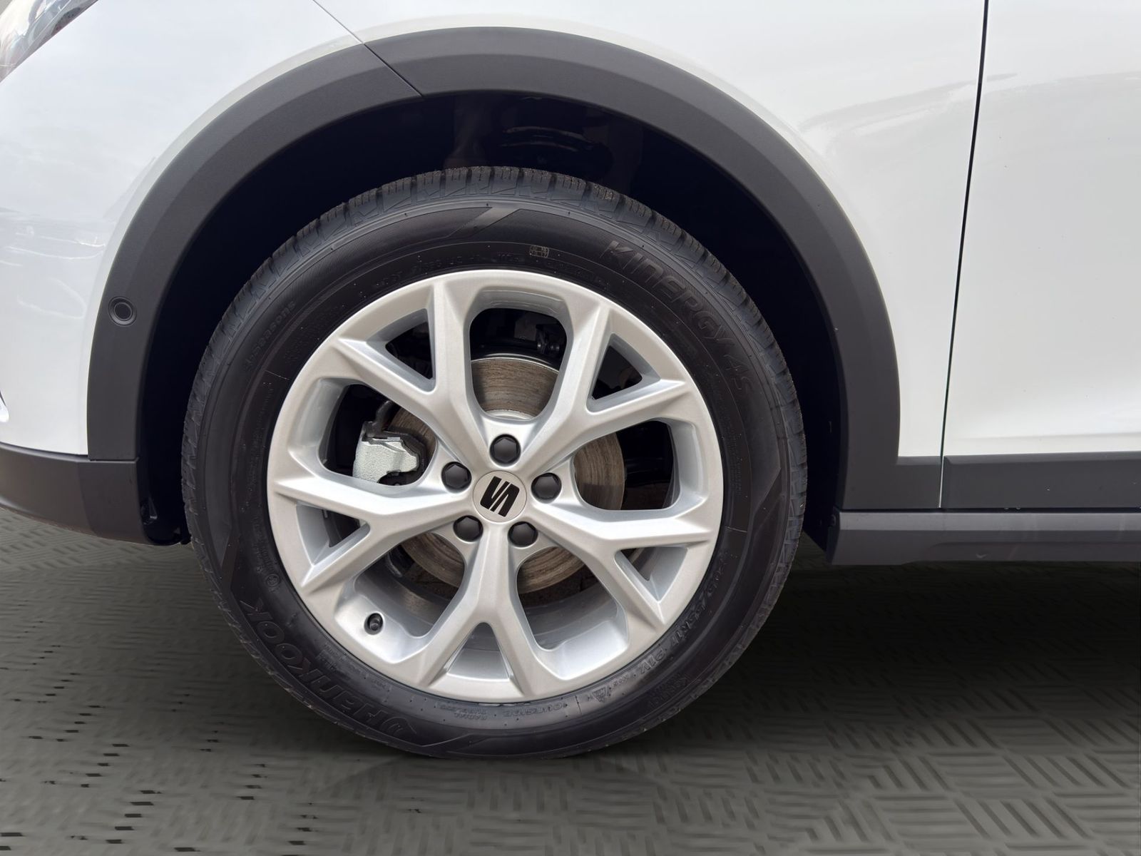 Seat Arona 1.5 TSI FR DSG +ACC+AHK+APP+Kamera+Navi