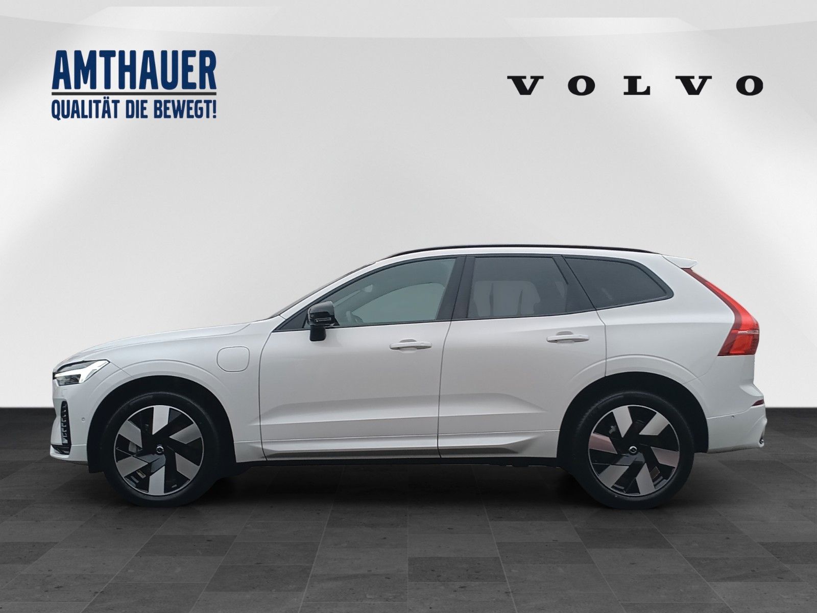Volvo XC60 T6 AWD Plus Dark  360°/AHK/Pano/H&K