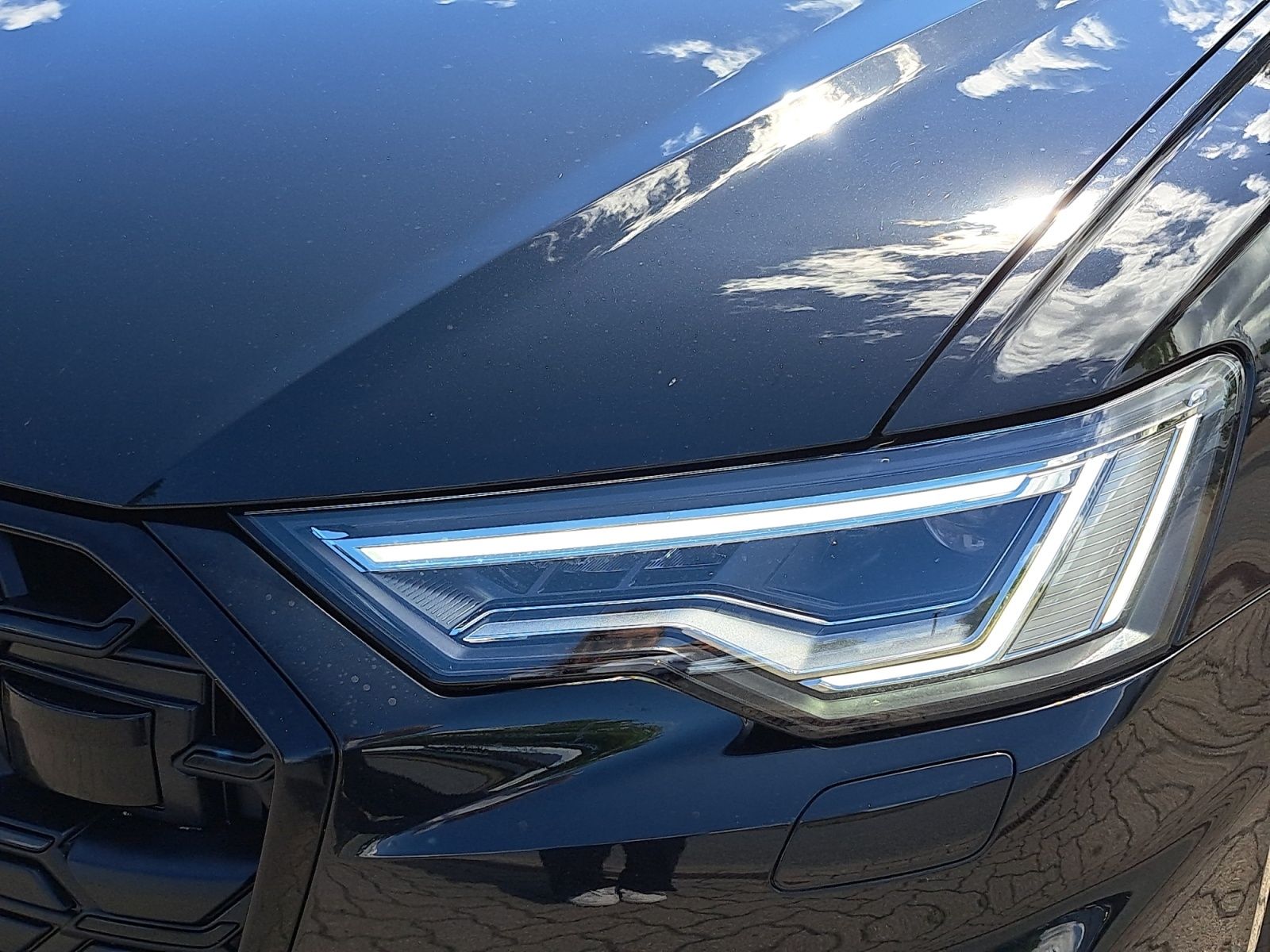 Audi A6 Avant S line 55 TFSIe quattro S tronic AHK NA